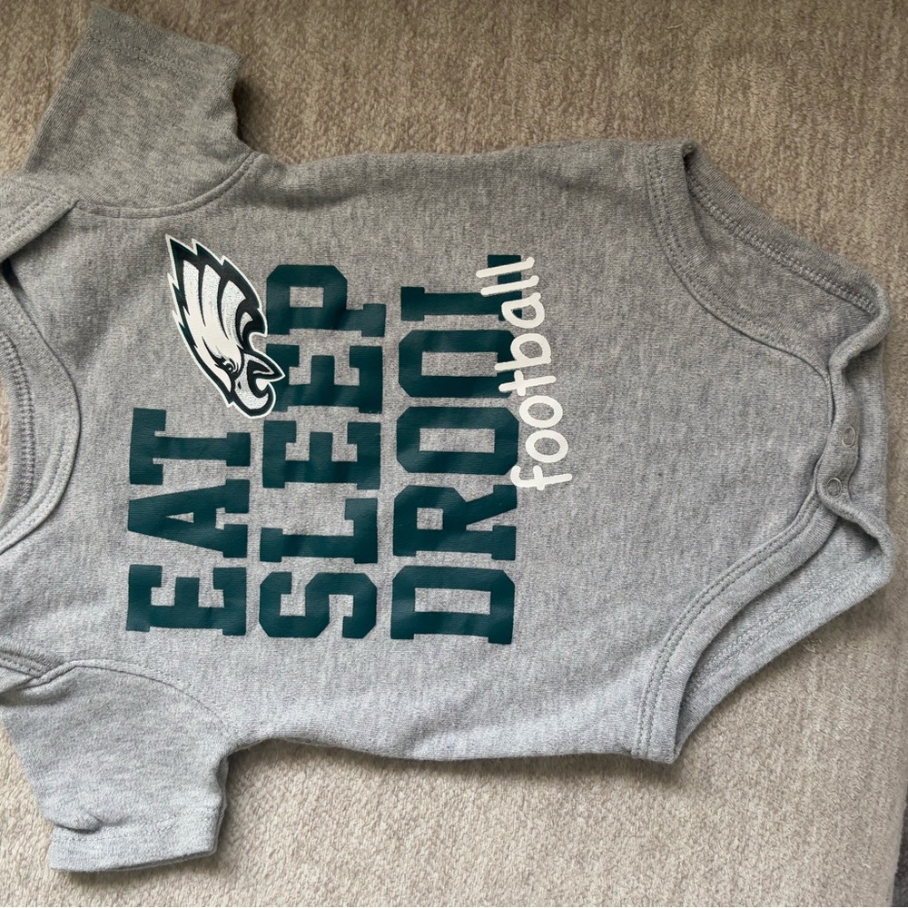 Philadelphia Eagles Baby Onesie - Gray and Green